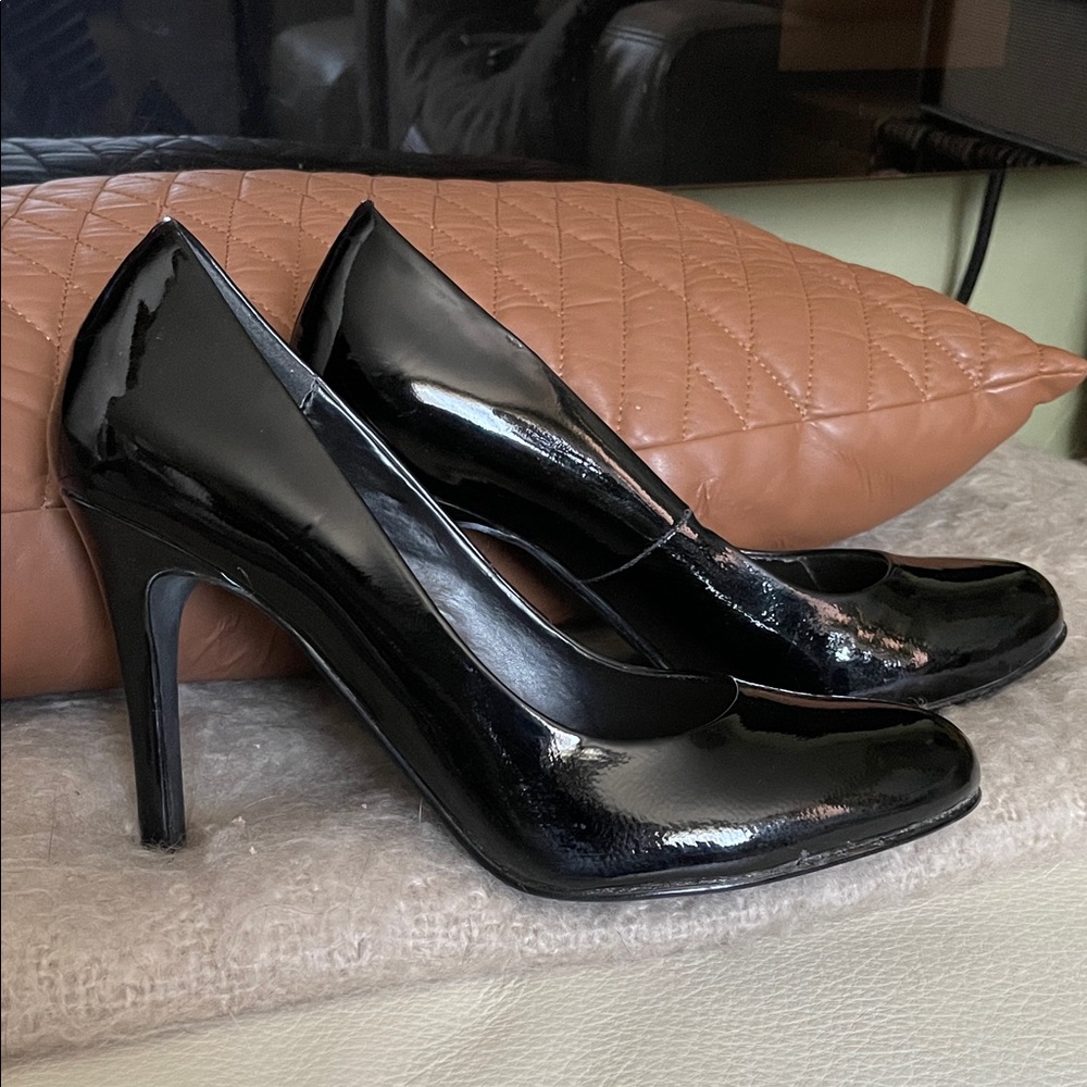 Jessica Black Patent Leather Heels